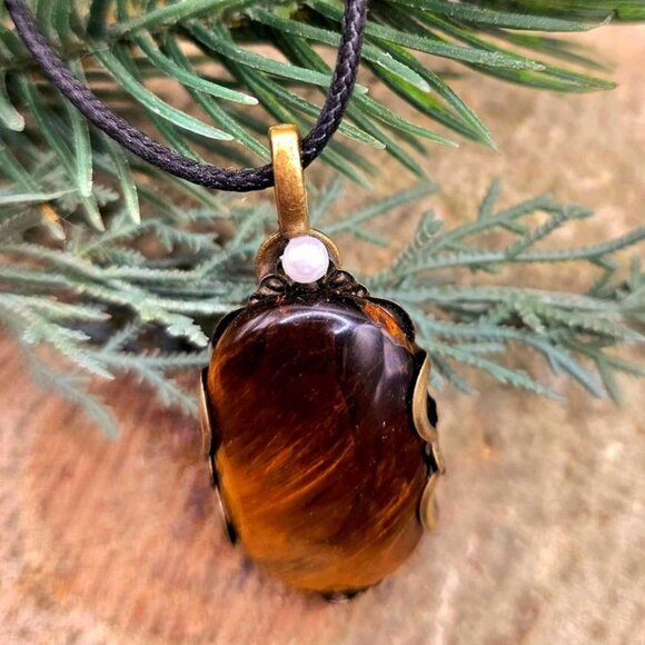 Nature Tiger Eye Polished Stone Flower Pattern Wrapped Pendant Necklace - Picture 5 of 10